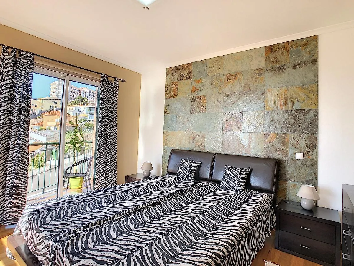 Apartment Cliff Refuge By Lovelystay Santa Cruz